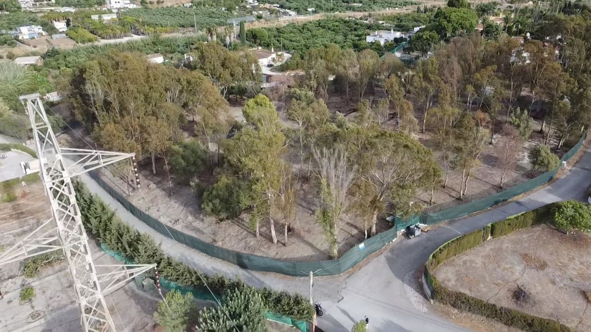 Land in Estepona — photo 7 of 9
