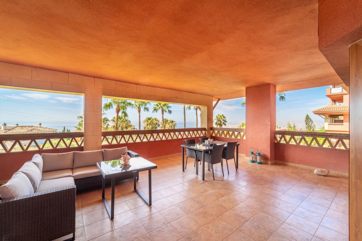 Middle Floor Apartment in Benalmadena — photo 1 of 10