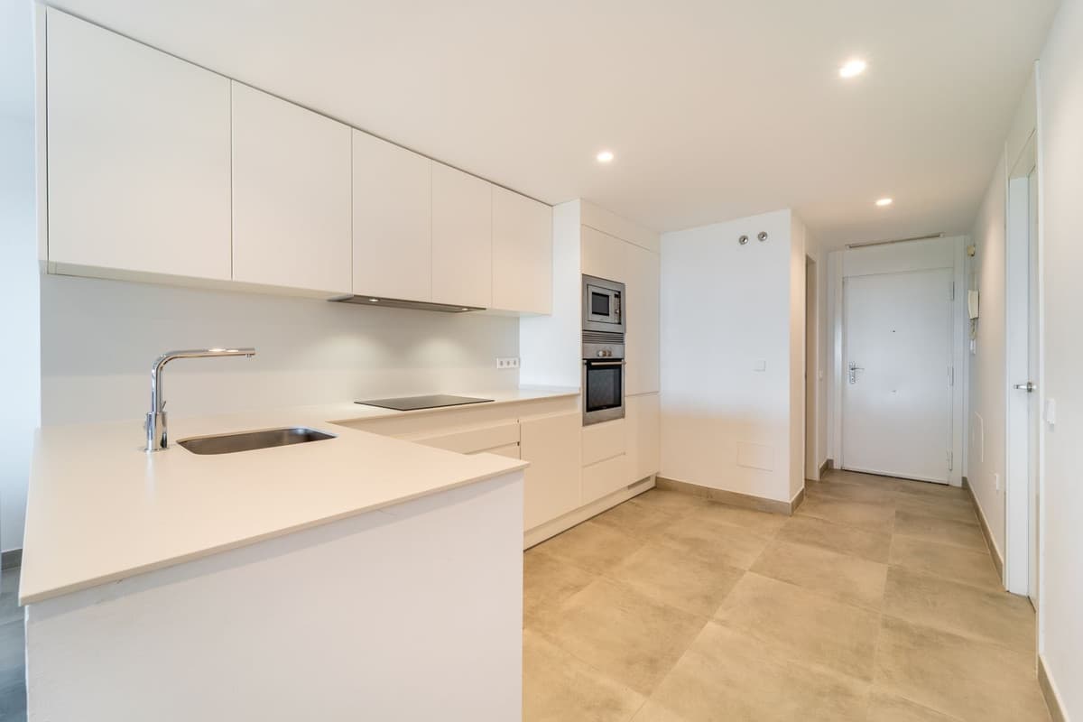Middle Floor Apartment in Benalmadena — photo 9 of 10
