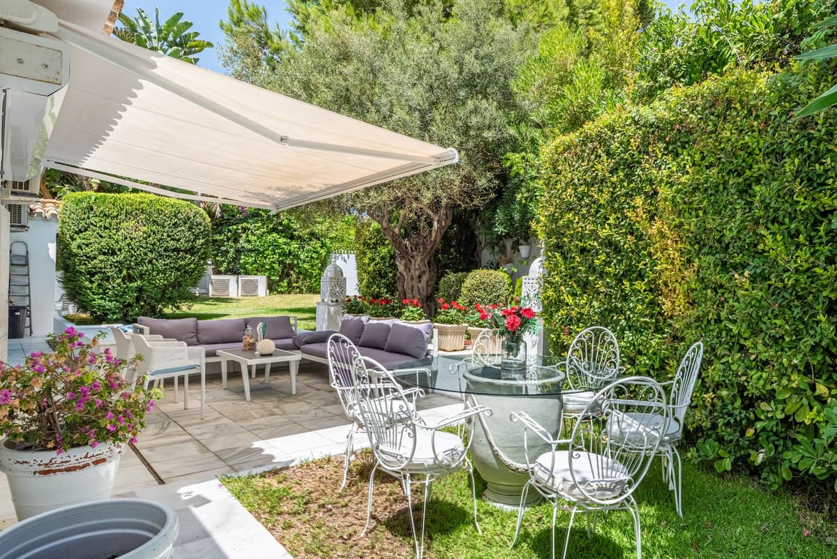 Semi-Detached House in Los Monteros — photo 10 of 10