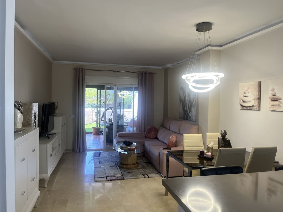 Penthouse in Estepona — photo 2 of 10