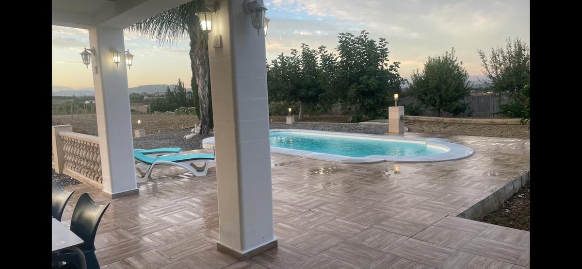 Detached Villa in Alhaurín el Grande — photo 4 of 10