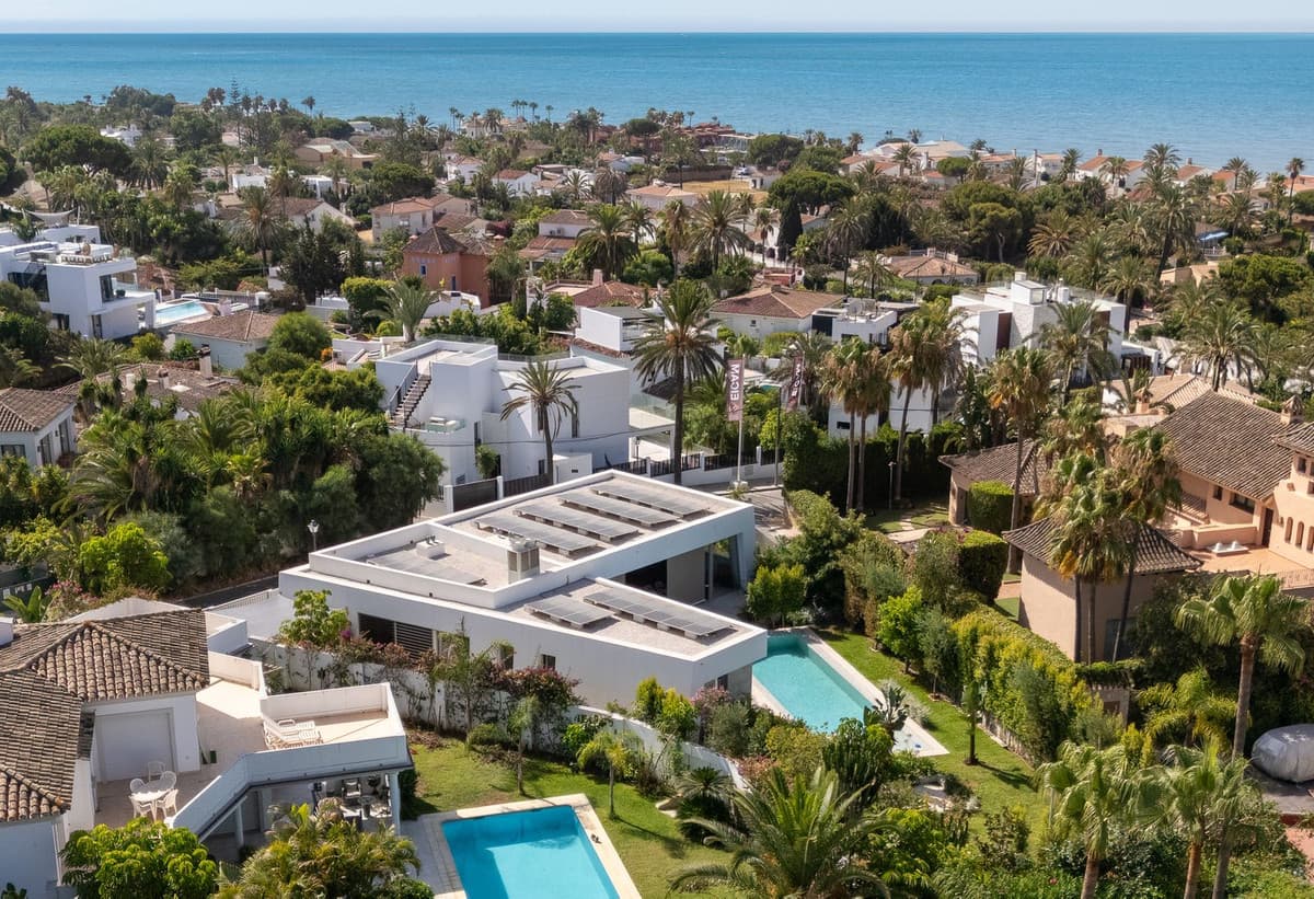 Detached Villa in Marbesa — photo 1 of 10