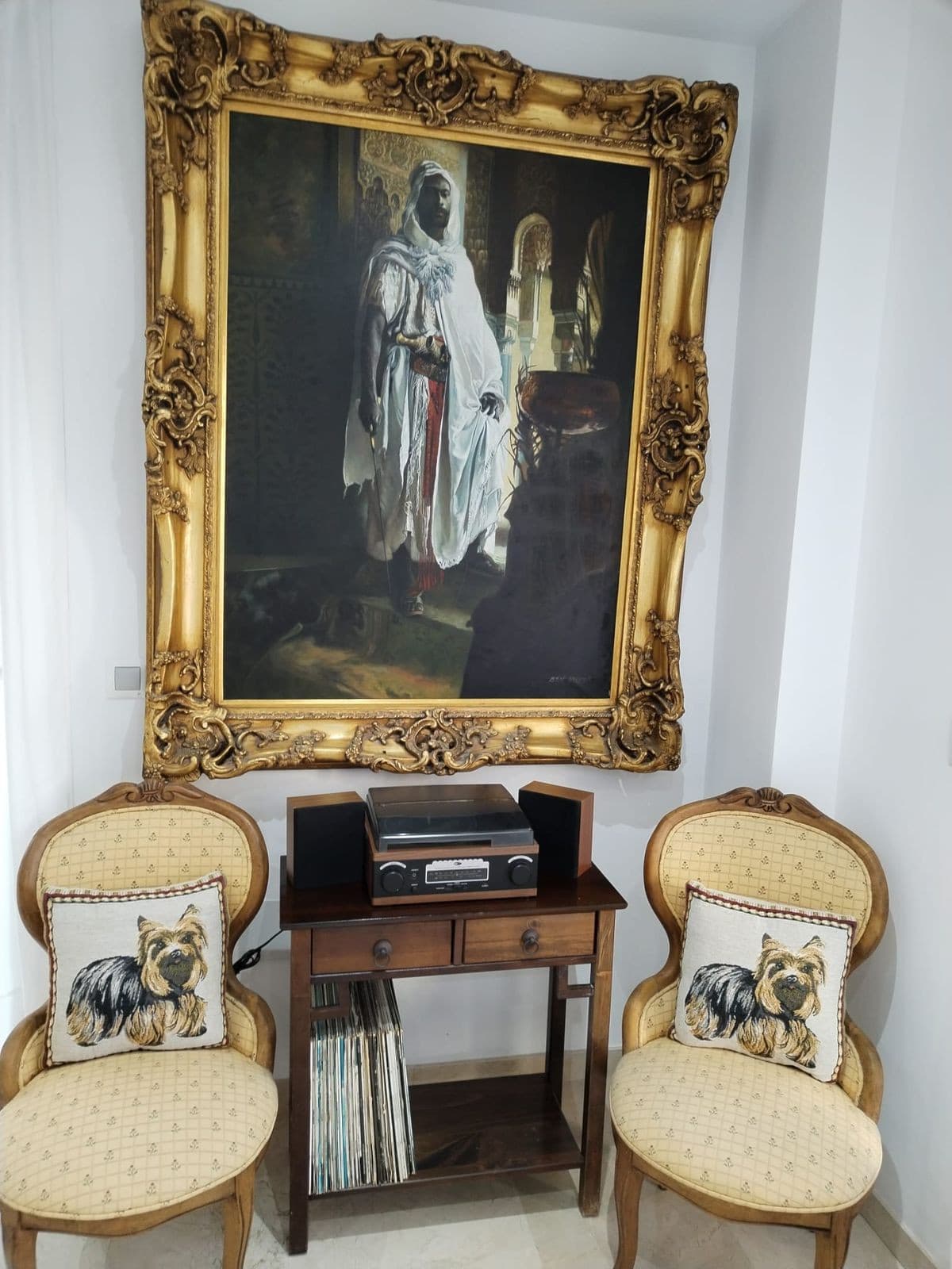 Middle Floor Apartment in Marbella — photo 3 of 10