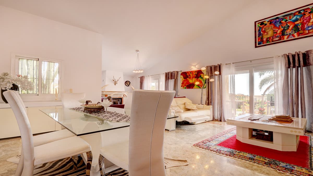 Detached Villa in Casares — photo 9 of 10