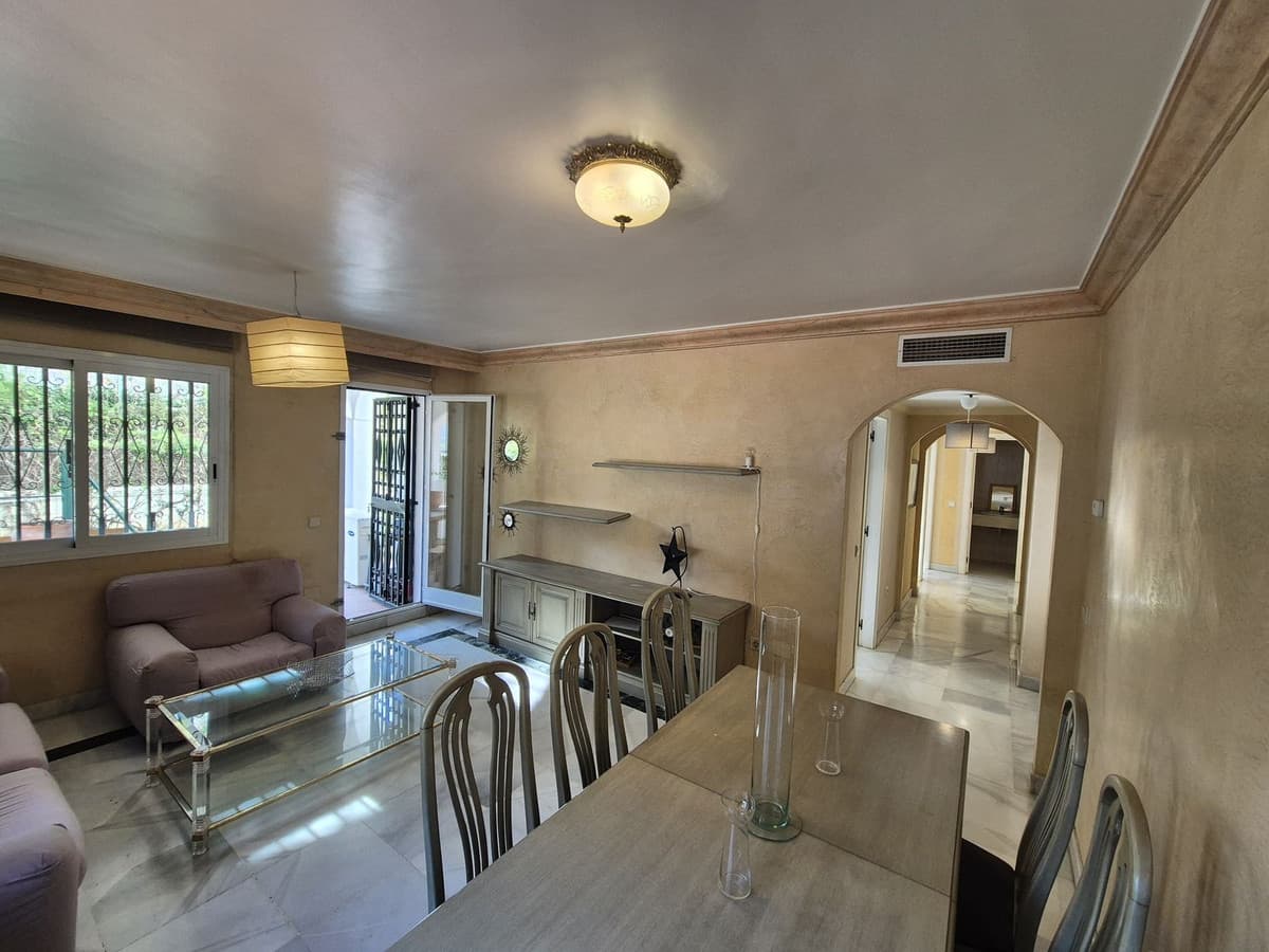 Ground Floor Apartment in Nagüeles — photo 7 of 10