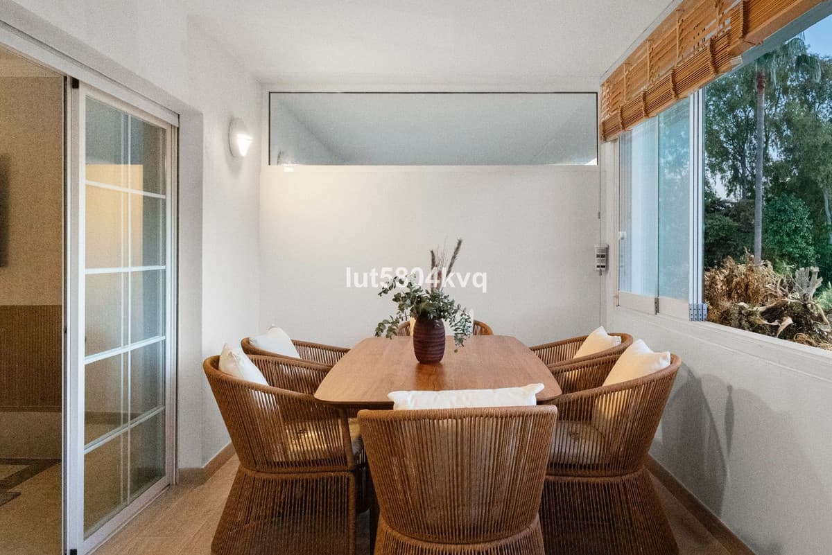 Ground Floor Apartment in The Golden Mile — photo 10 of 10