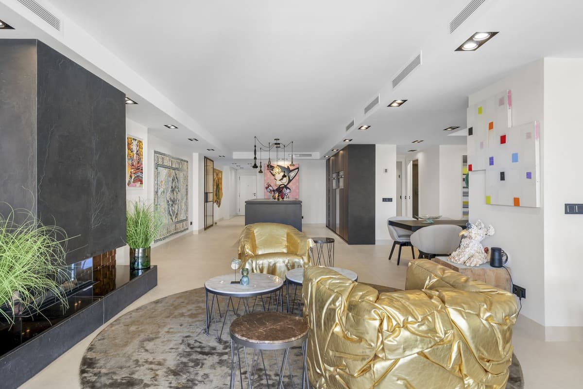Middle Floor Apartment in Puerto Banús — photo 10 of 10