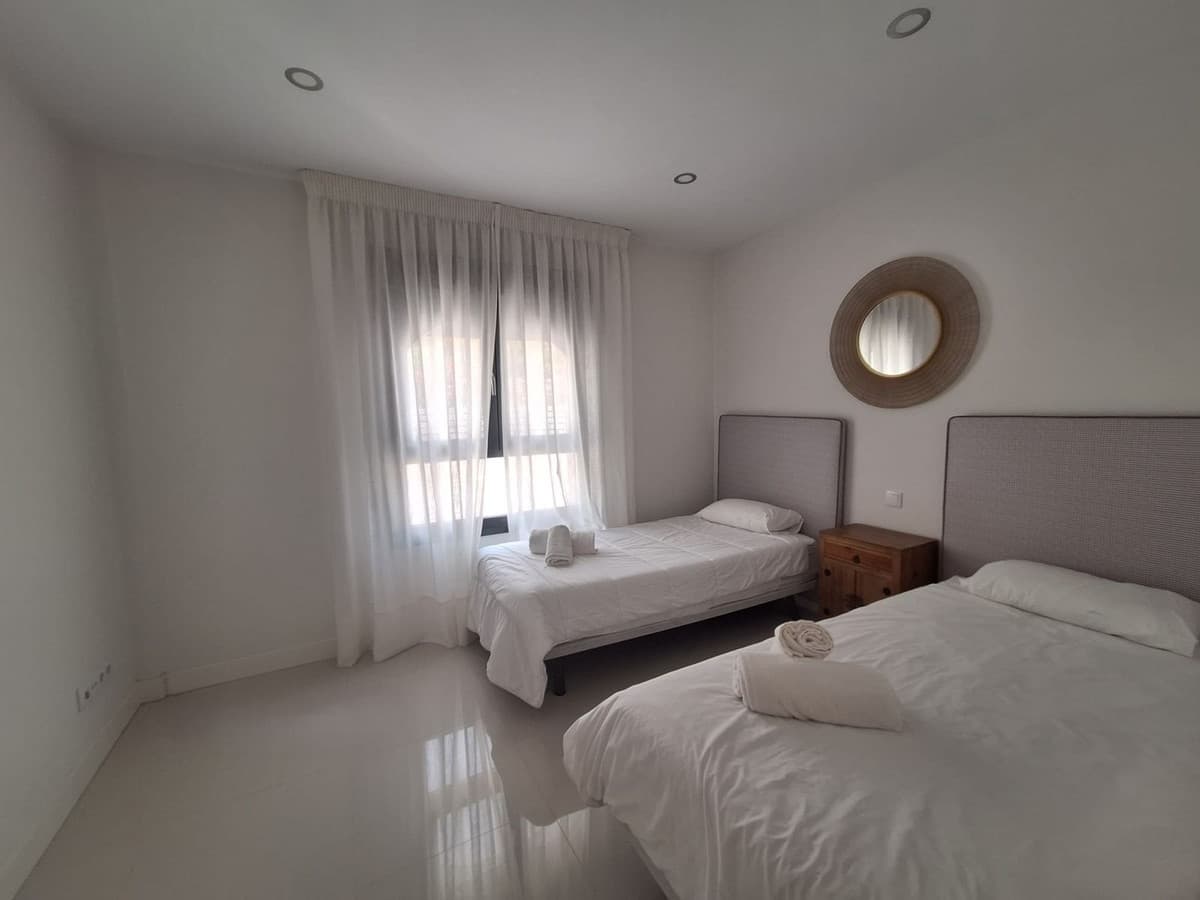 Ground Floor Apartment in Manilva — photo 7 of 10