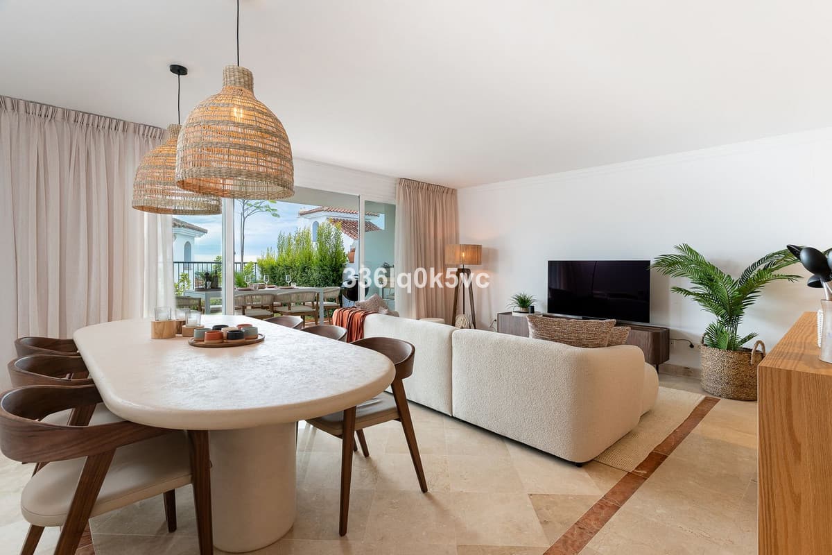 Ground Floor Apartment in Benahavís — photo 10 of 10
