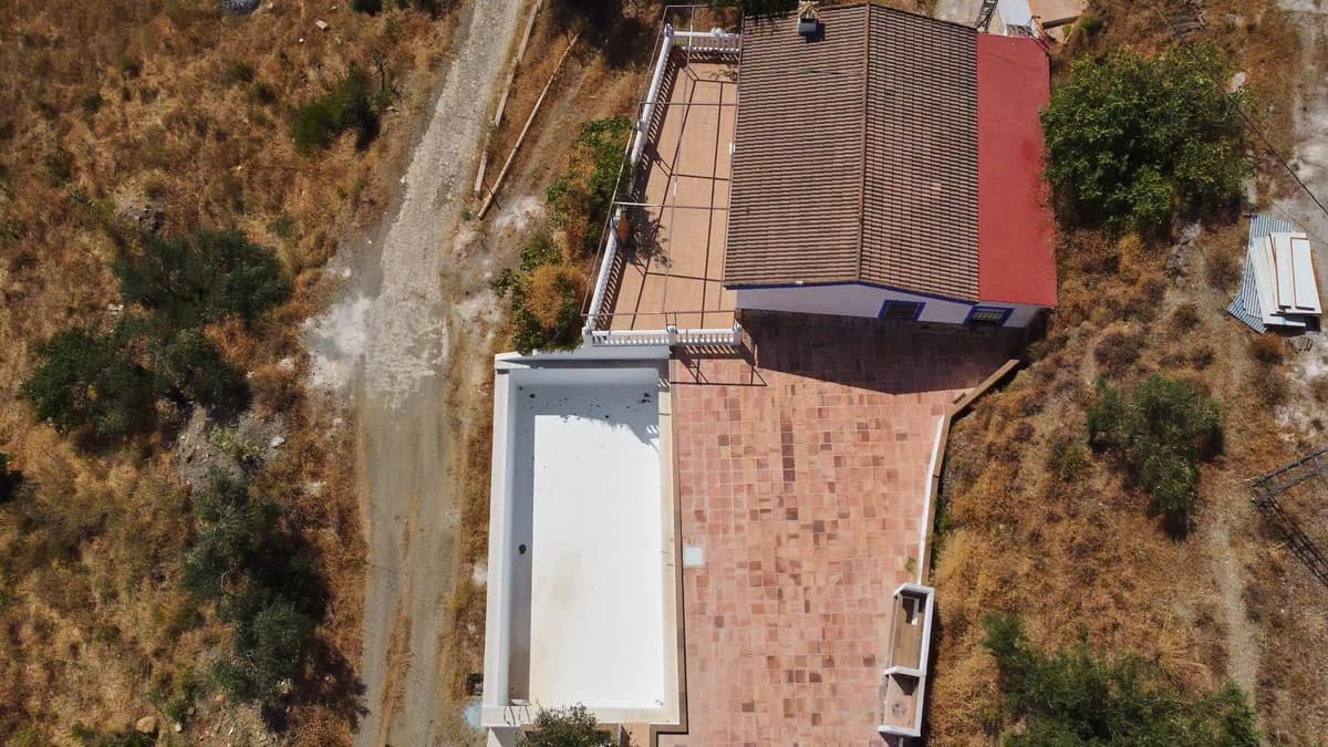 Land in Guaro — photo 8 of 10