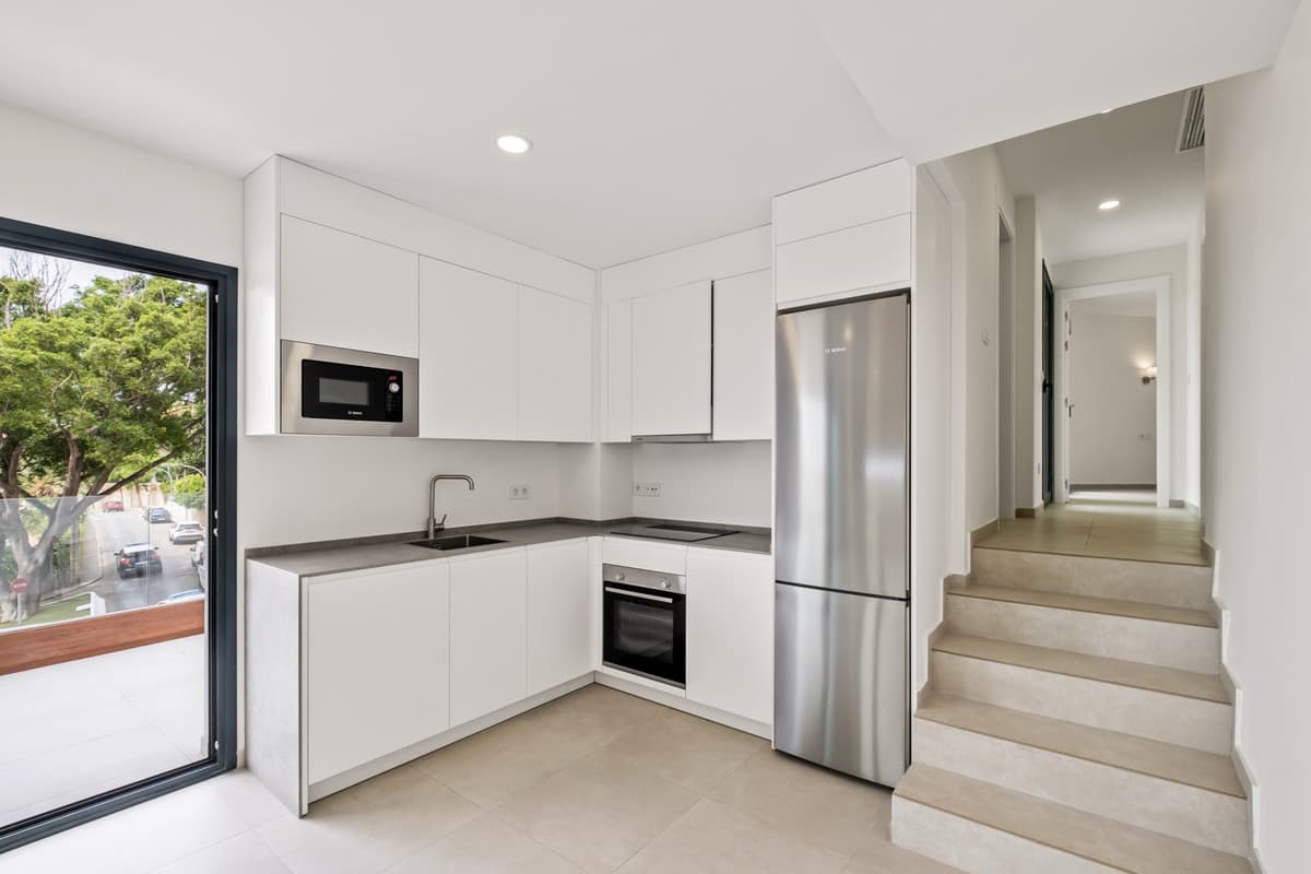 Middle Floor Apartment in Montemar — photo 5 of 10