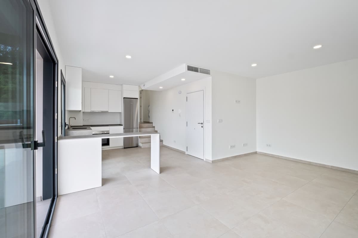 Middle Floor Apartment in Montemar — photo 6 of 10