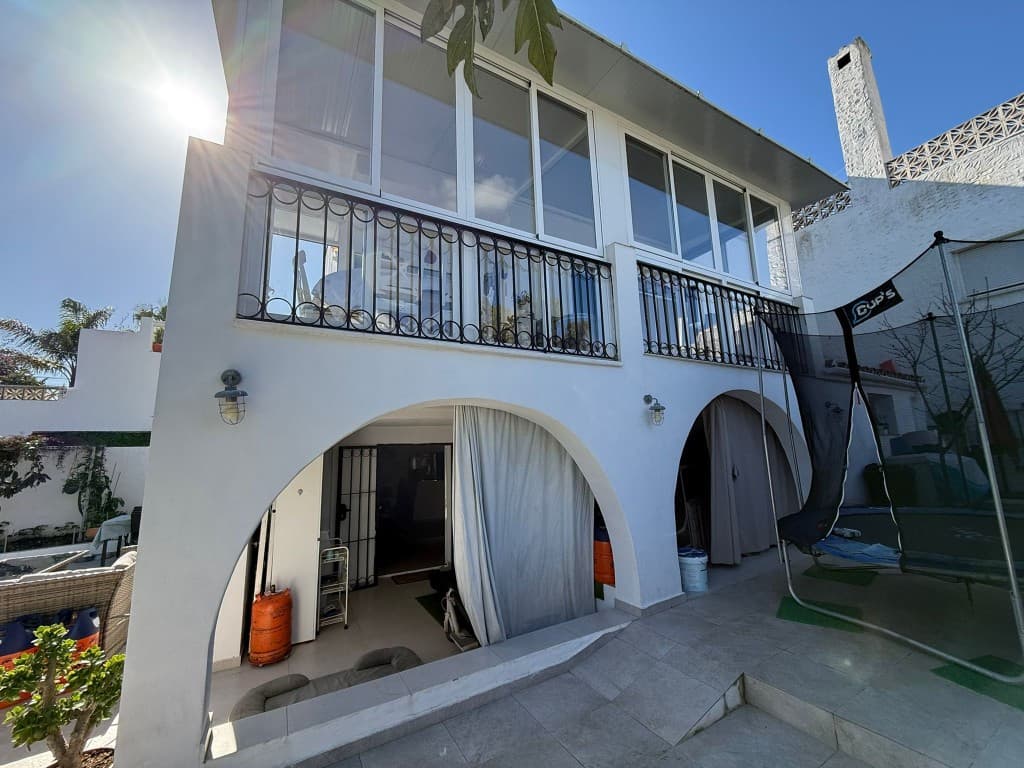 Townhouse in Estepona — photo 4 of 10