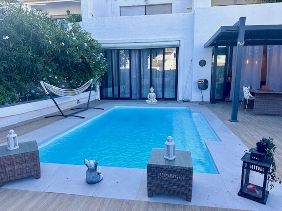 Ground Floor Apartment in Estepona — photo 4 of 10