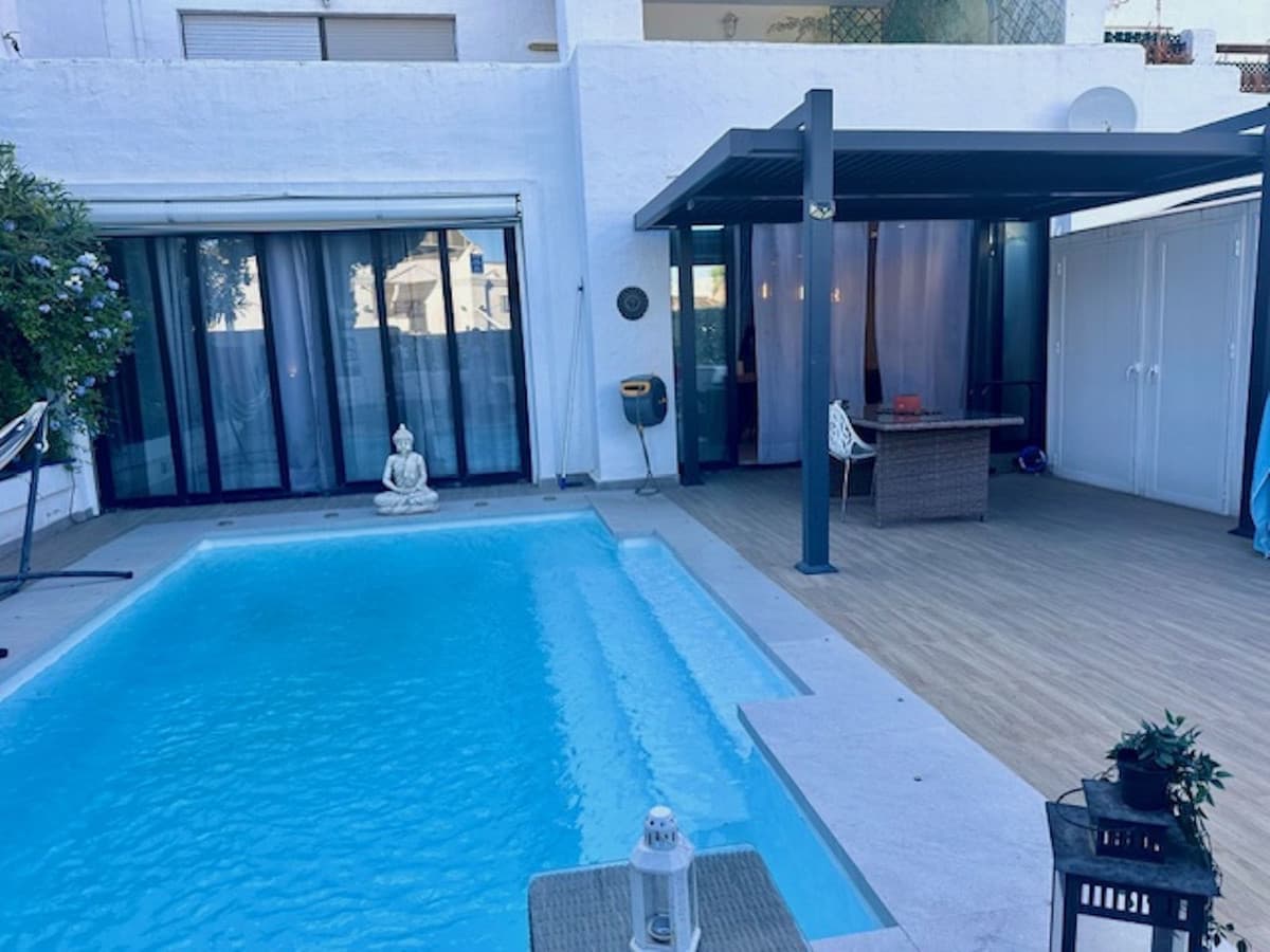 Ground Floor Apartment in Estepona — photo 5 of 10