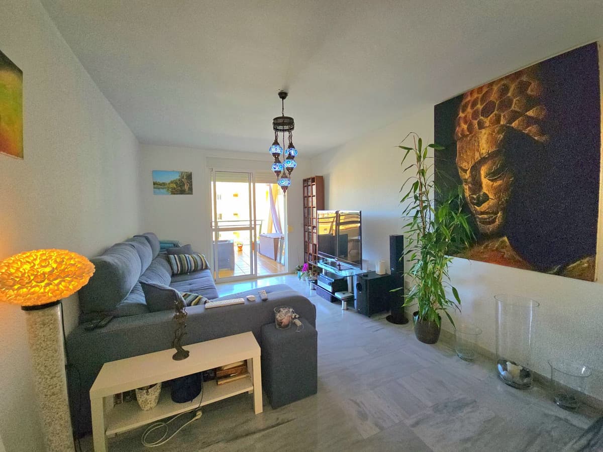 Middle Floor Apartment in Benalmadena Costa — photo 3 of 10