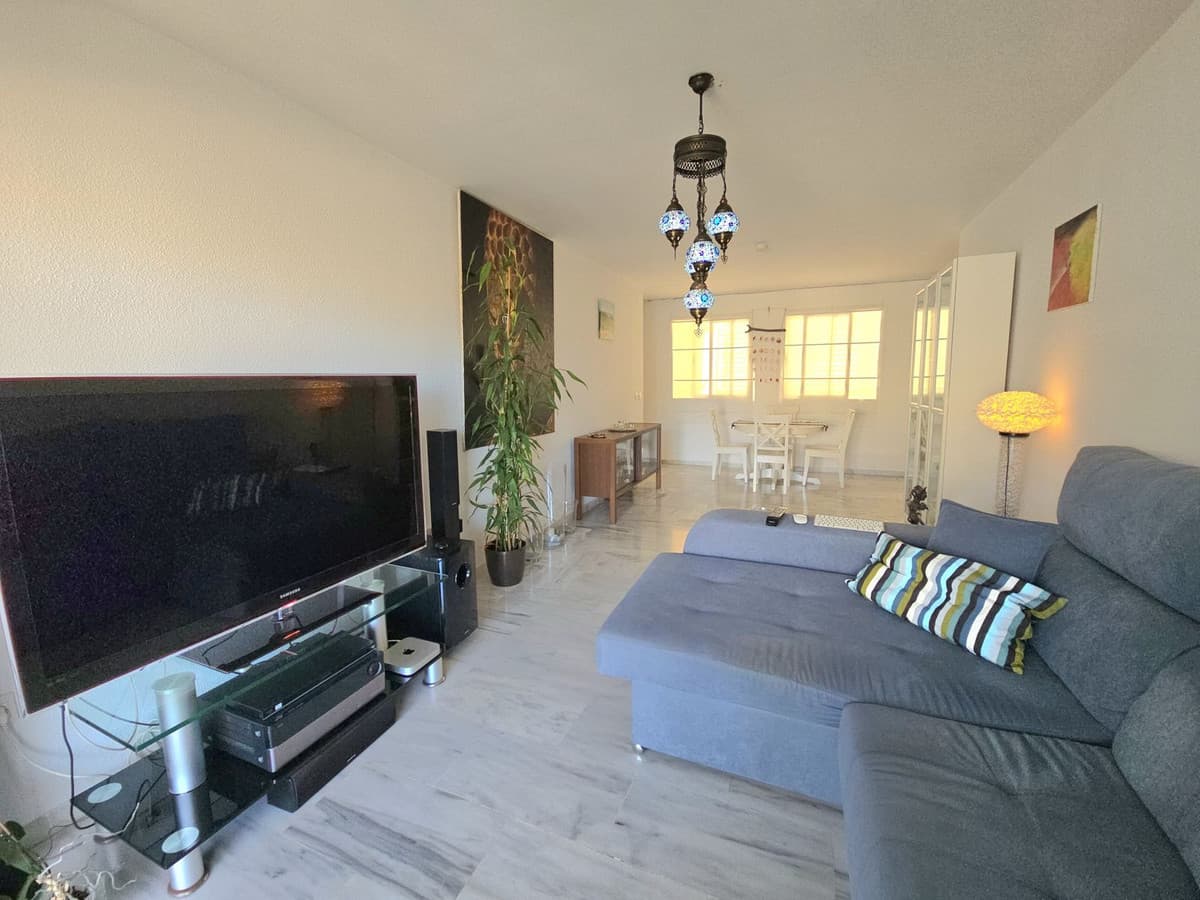 Middle Floor Apartment in Benalmadena Costa — photo 6 of 10
