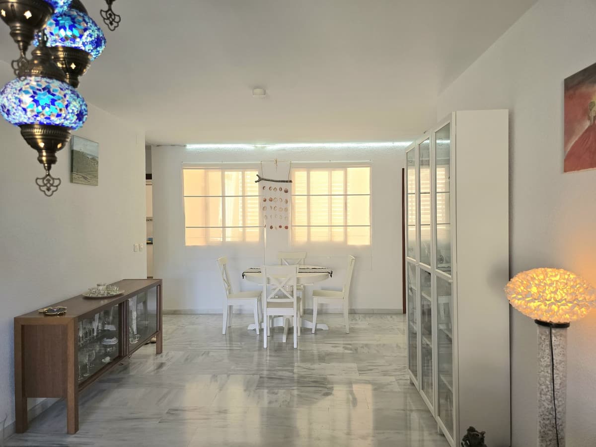 Middle Floor Apartment in Benalmadena Costa — photo 7 of 10