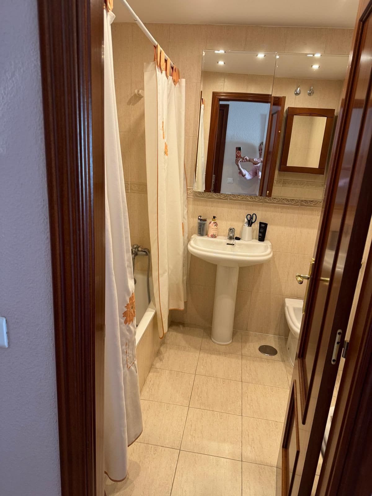 Middle Floor Apartment in Estepona — photo 5 of 10