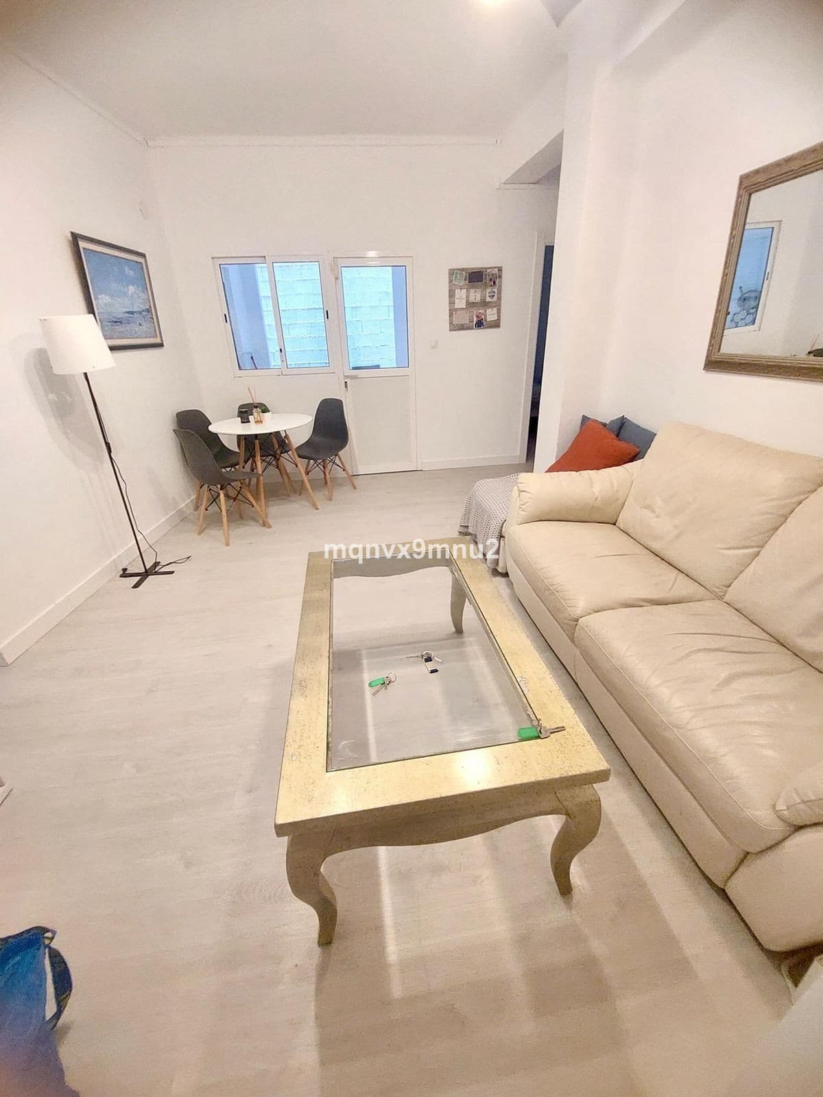 Middle Floor Apartment in Centro Histórico — photo 1 of 10