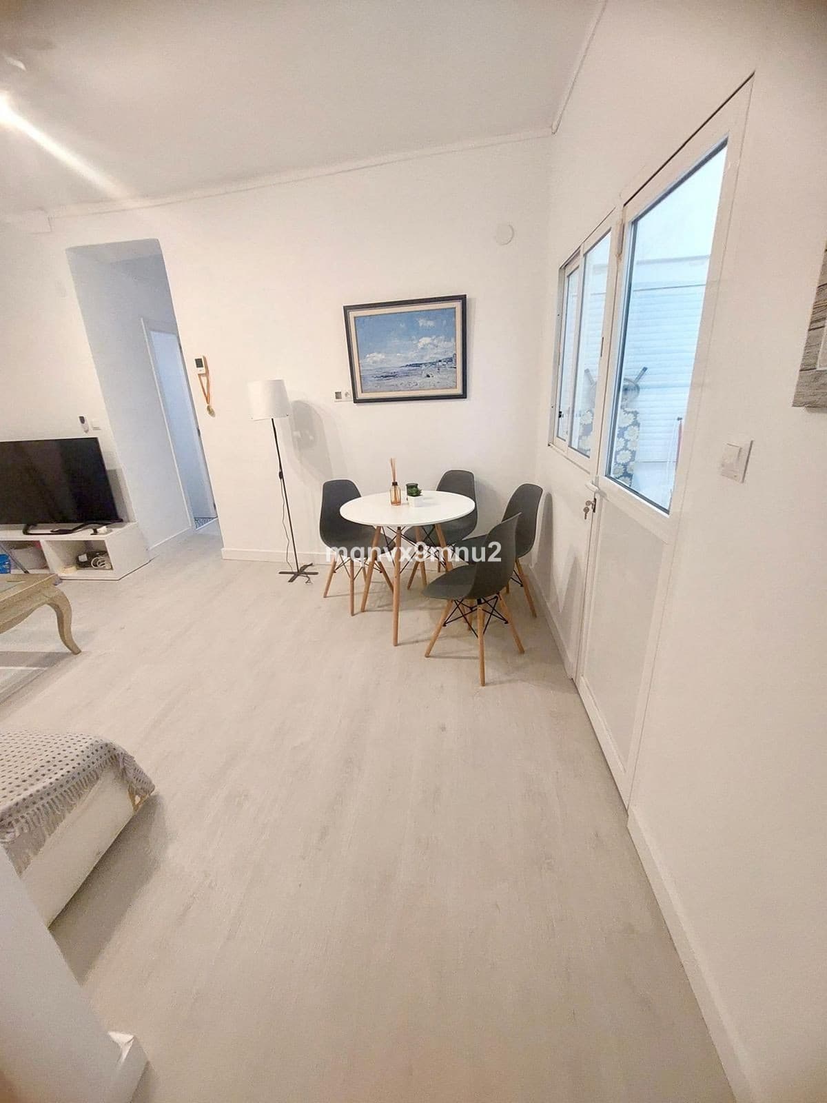 Middle Floor Apartment in Centro Histórico — photo 4 of 10