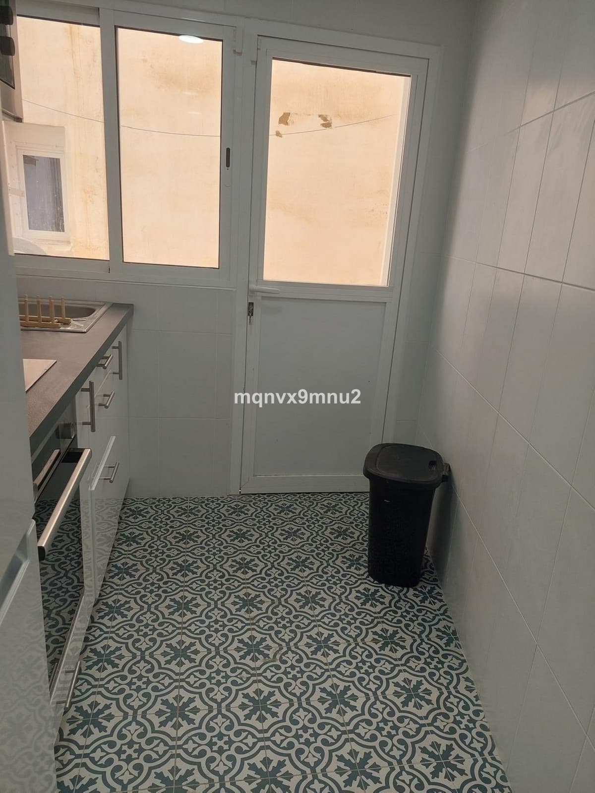 Middle Floor Apartment in Centro Histórico — photo 5 of 10