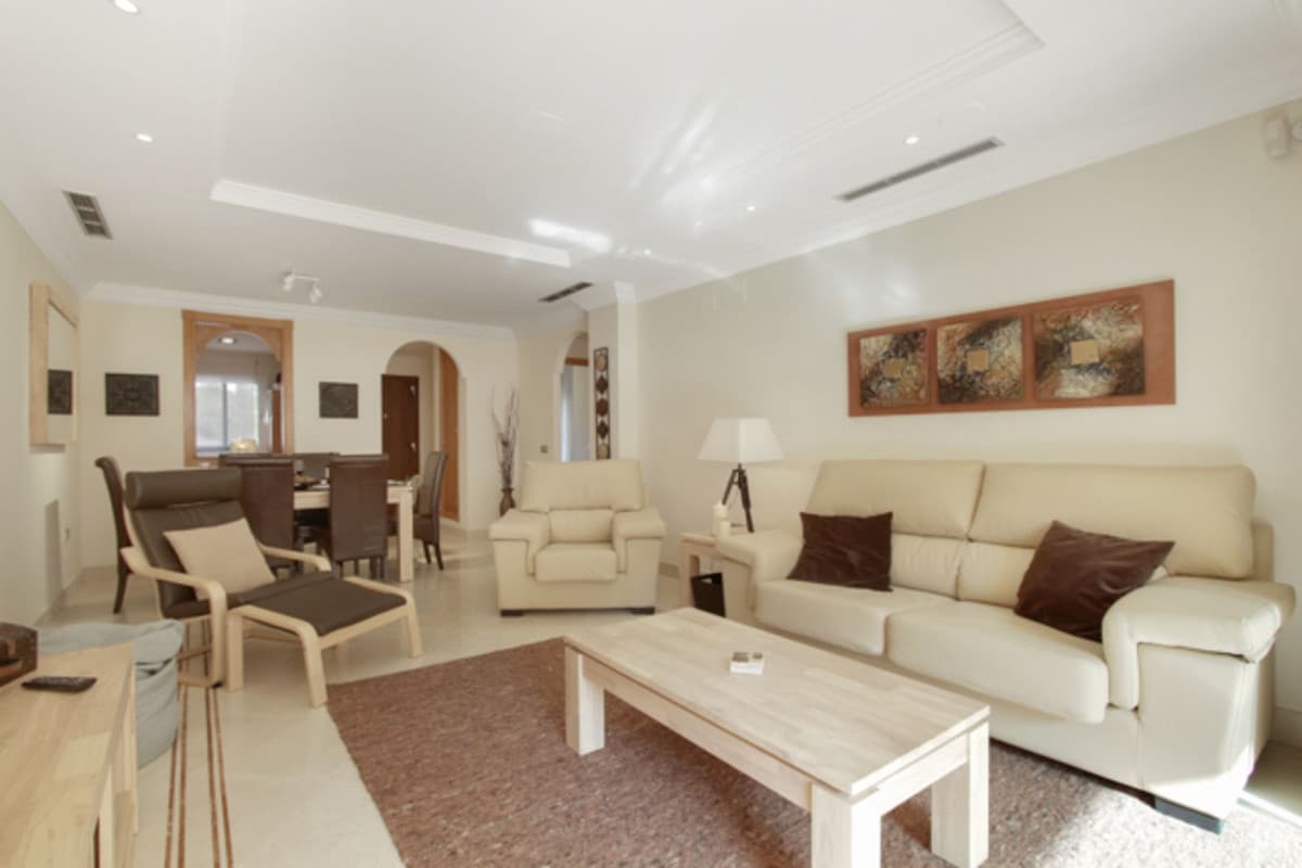 Ground Floor Apartment in Nueva Andalucía — photo 8 of 10
