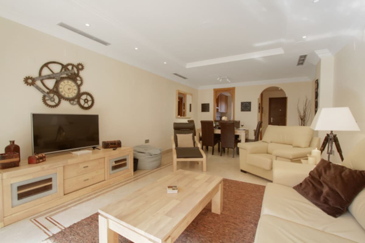 Ground Floor Apartment in Nueva Andalucía — photo 9 of 10