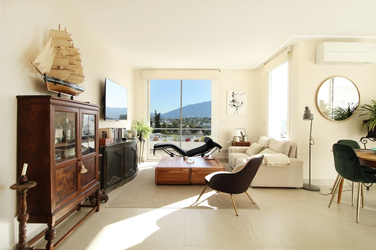 Middle Floor Apartment in Guadalmina Alta — photo 9 of 10