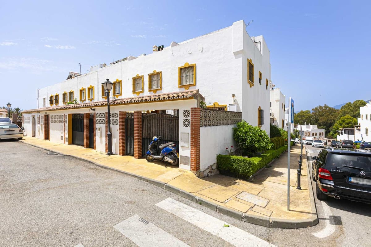 Townhouse in Marbella — photo 8 of 10