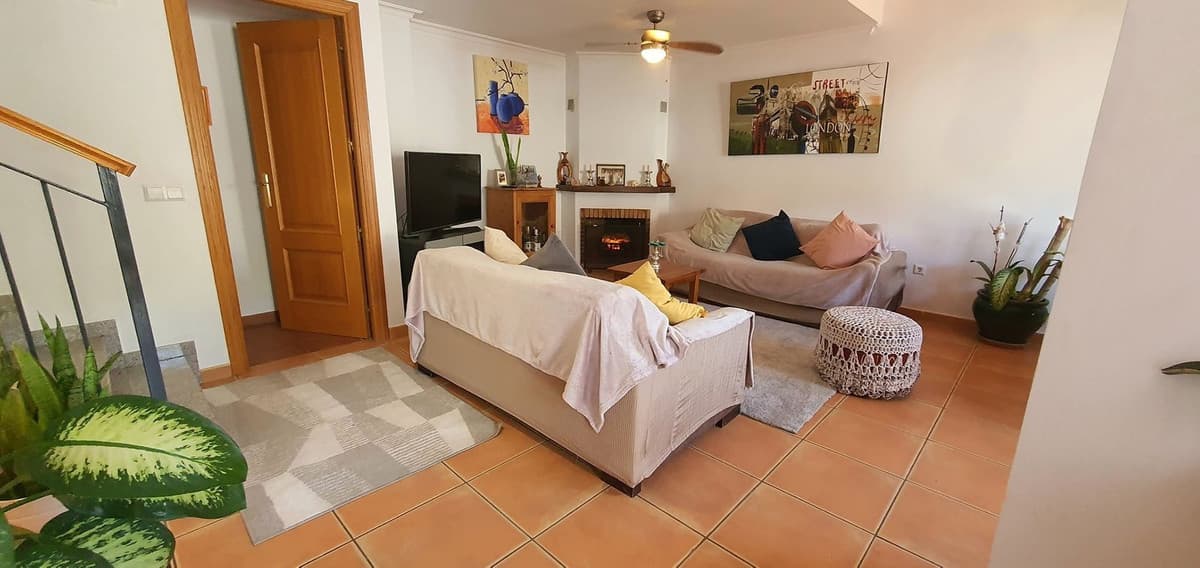 Townhouse in Fuengirola — photo 7 of 10