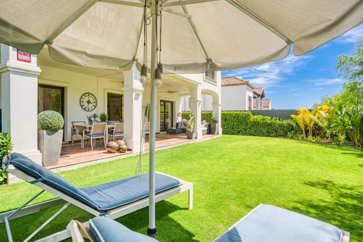 Detached Villa in Estepona — photo 3 of 10