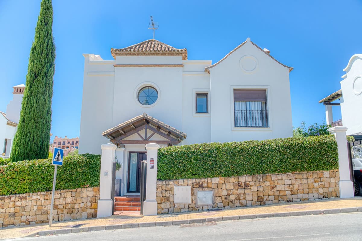 Detached Villa in Estepona — photo 8 of 10