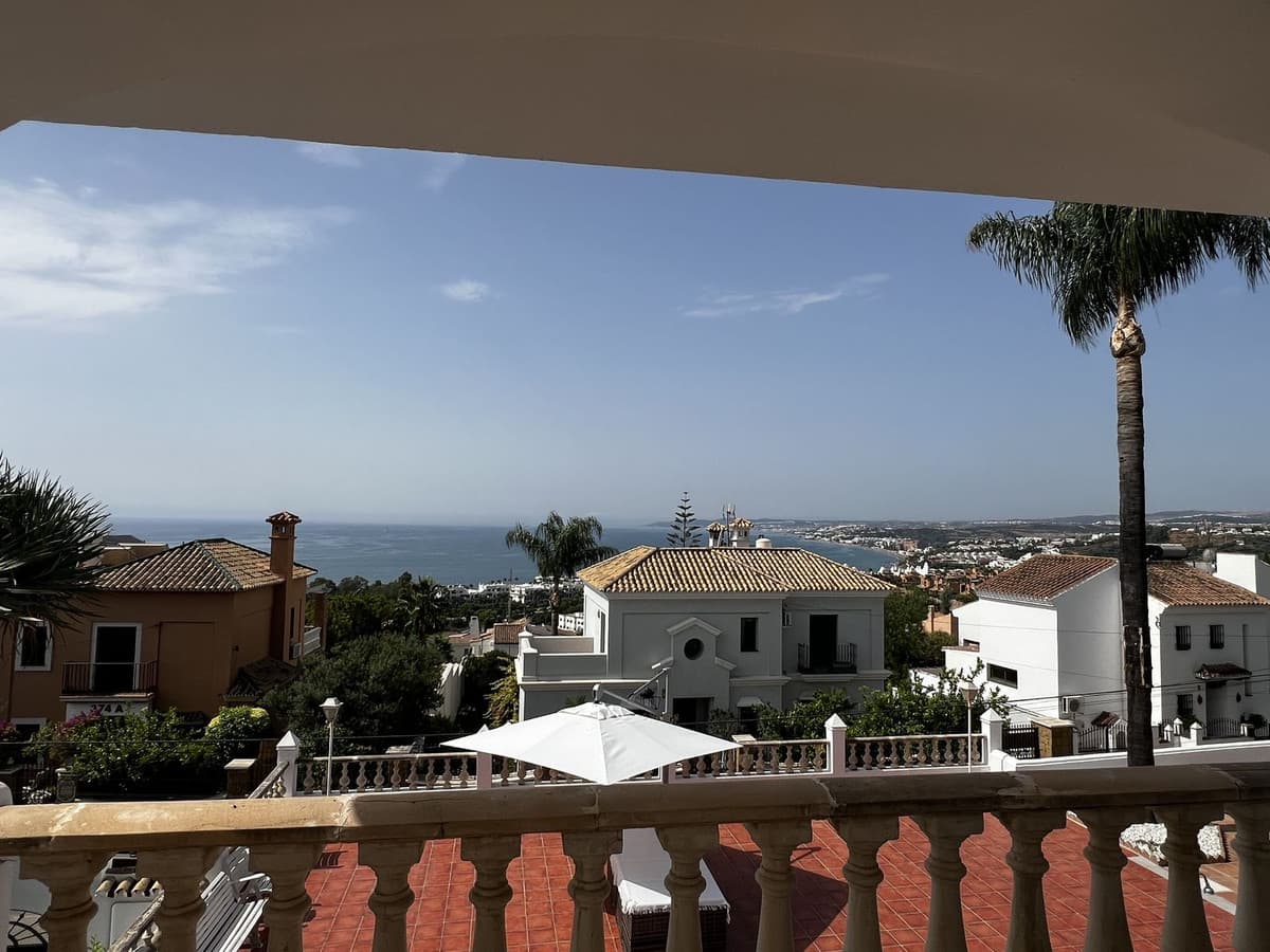 Detached Villa in Estepona — photo 9 of 10