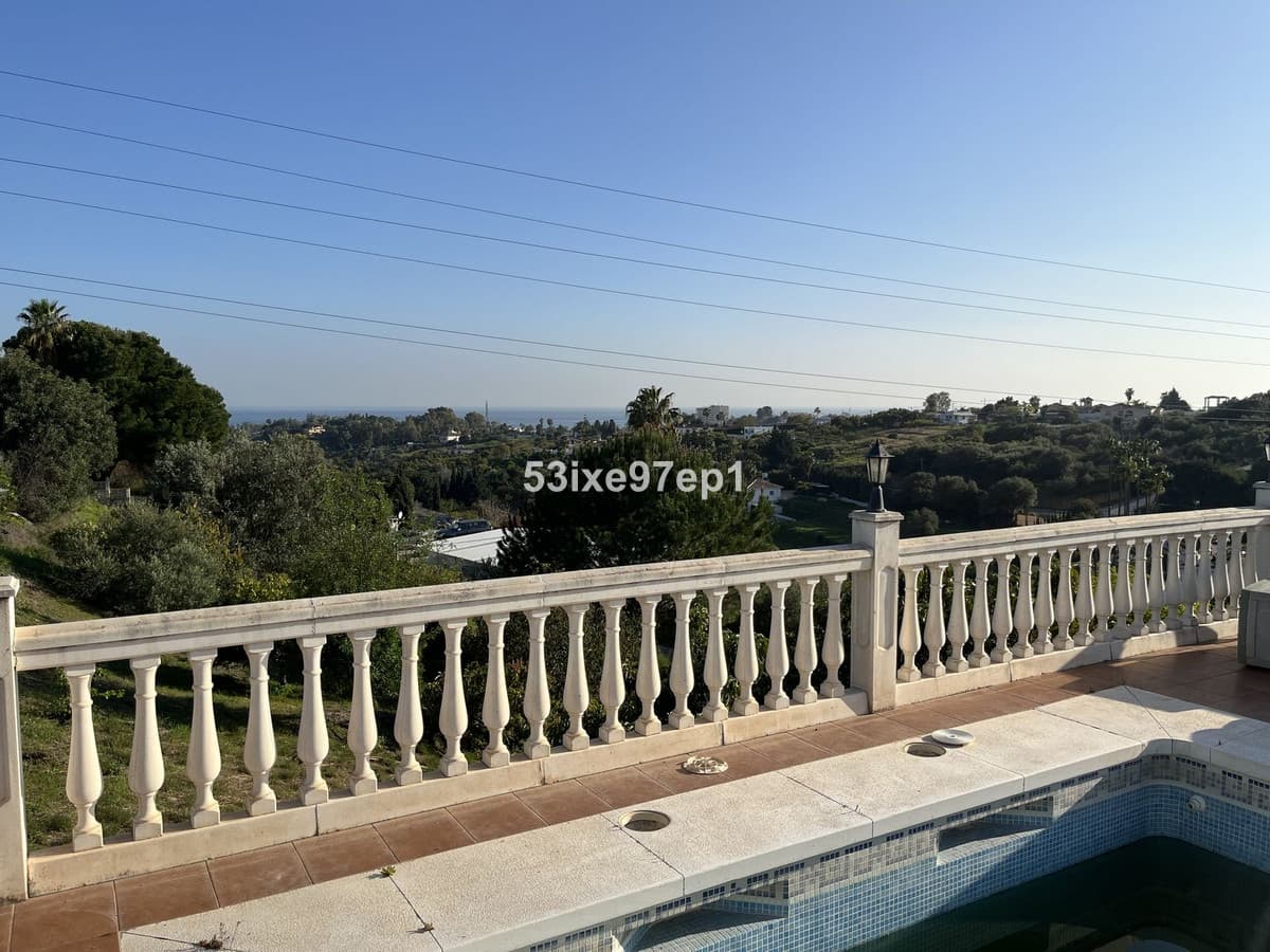 Cortijo in Estepona — photo 1 of 10