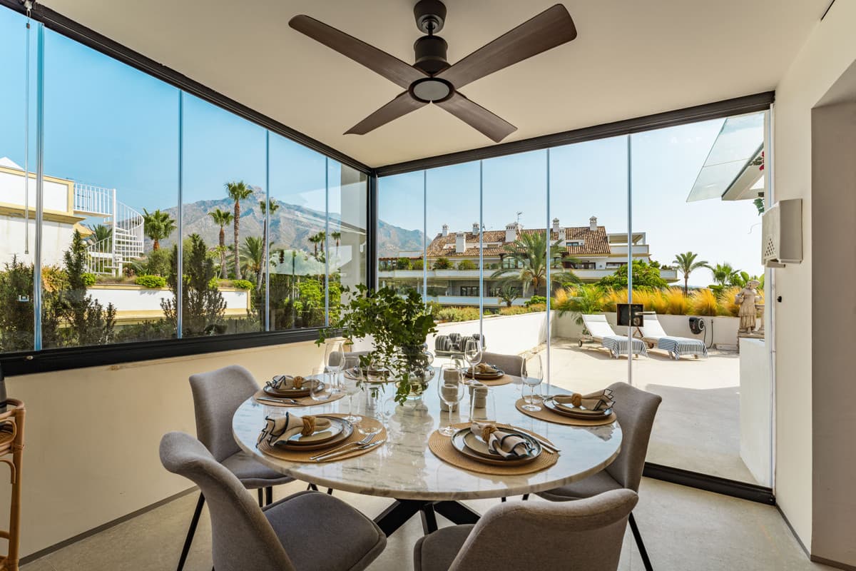 Penthouse Duplex in The Golden Mile — photo 7 of 10