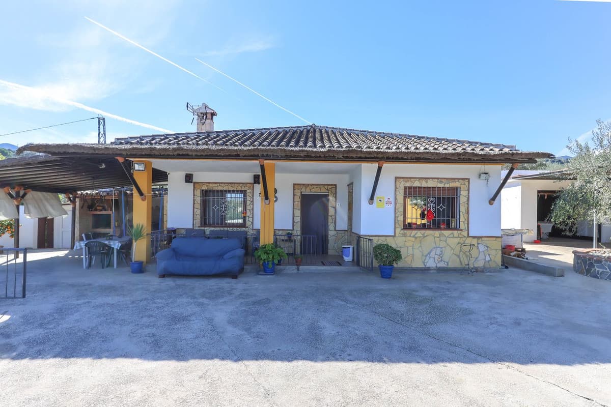 Detached Villa in Monda — photo 2 of 10