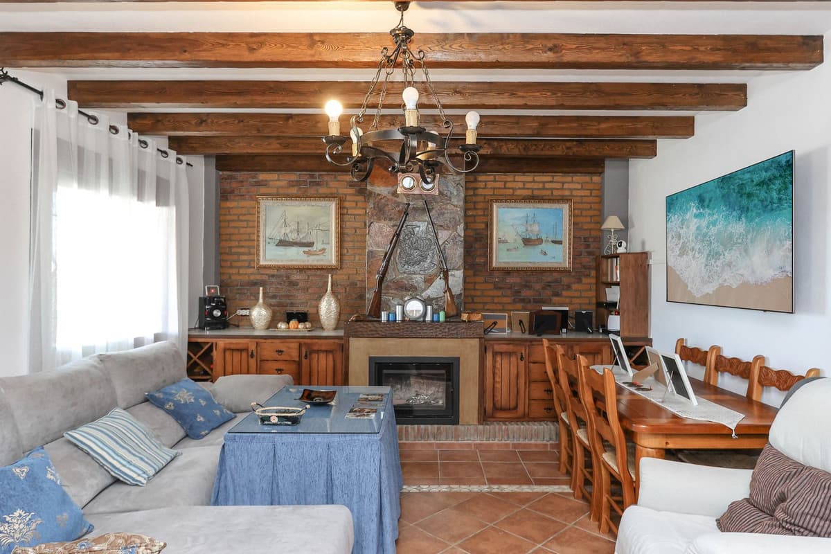 Detached Villa in Monda — photo 4 of 10