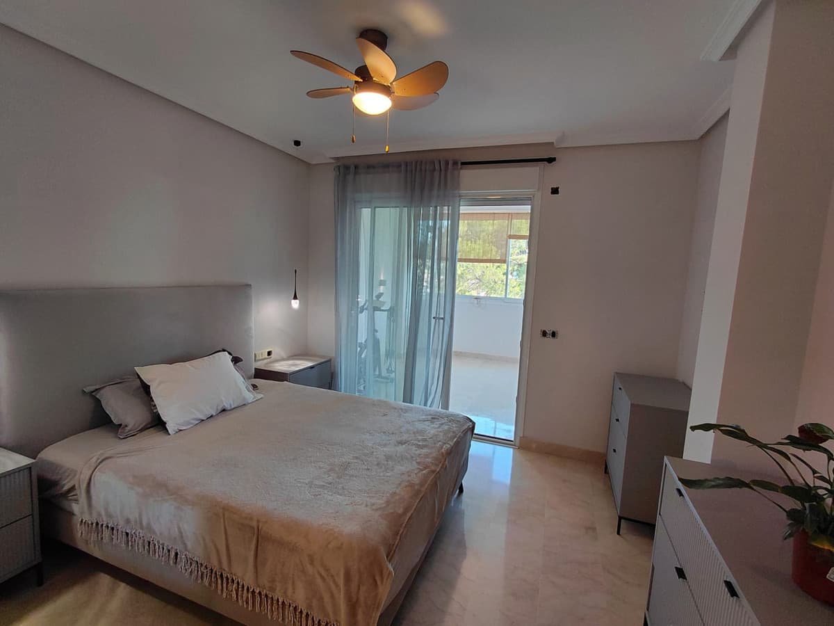 Middle Floor Apartment in Nagüeles — photo 6 of 10