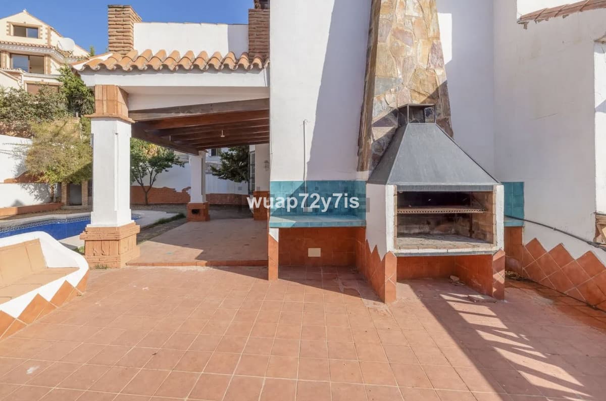Detached Villa in Benalmadena — photo 3 of 10