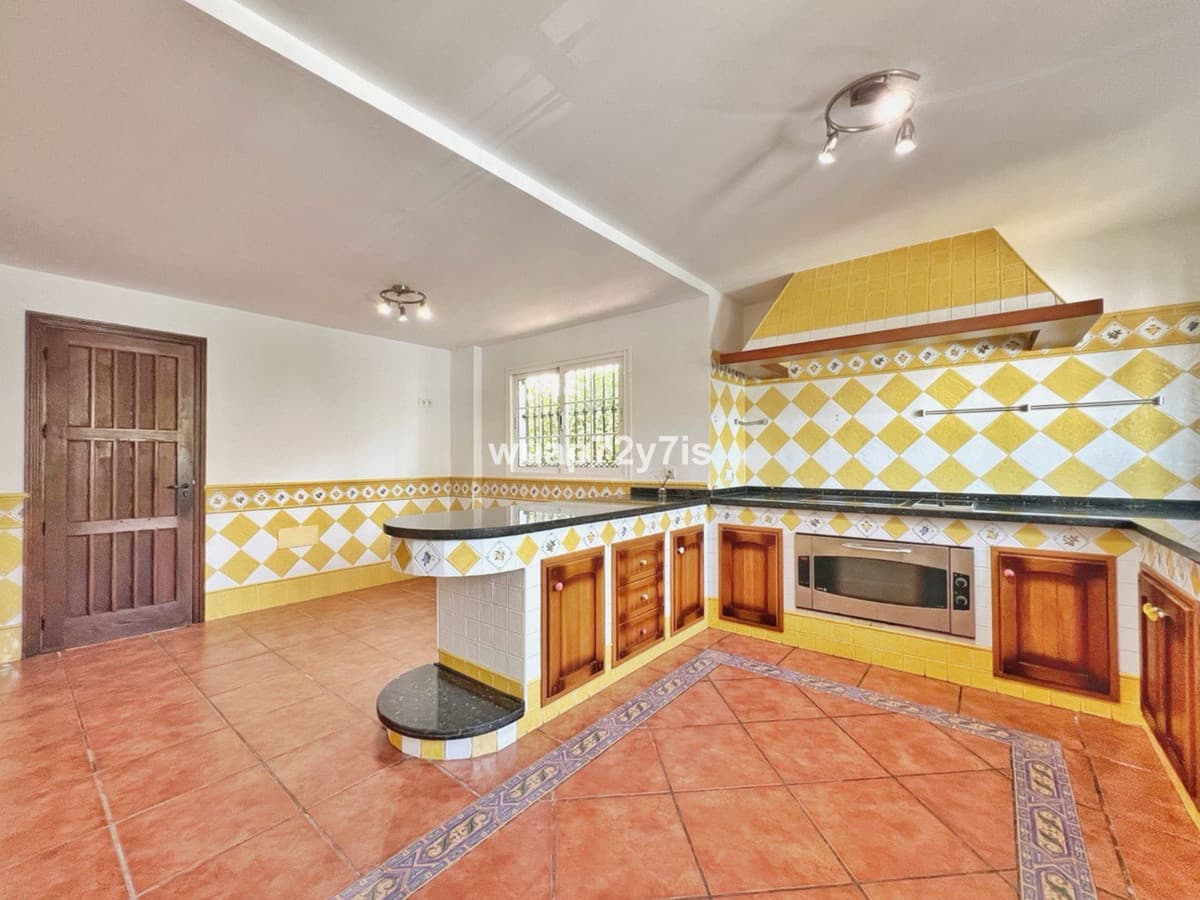 Detached Villa in Benalmadena — photo 5 of 10