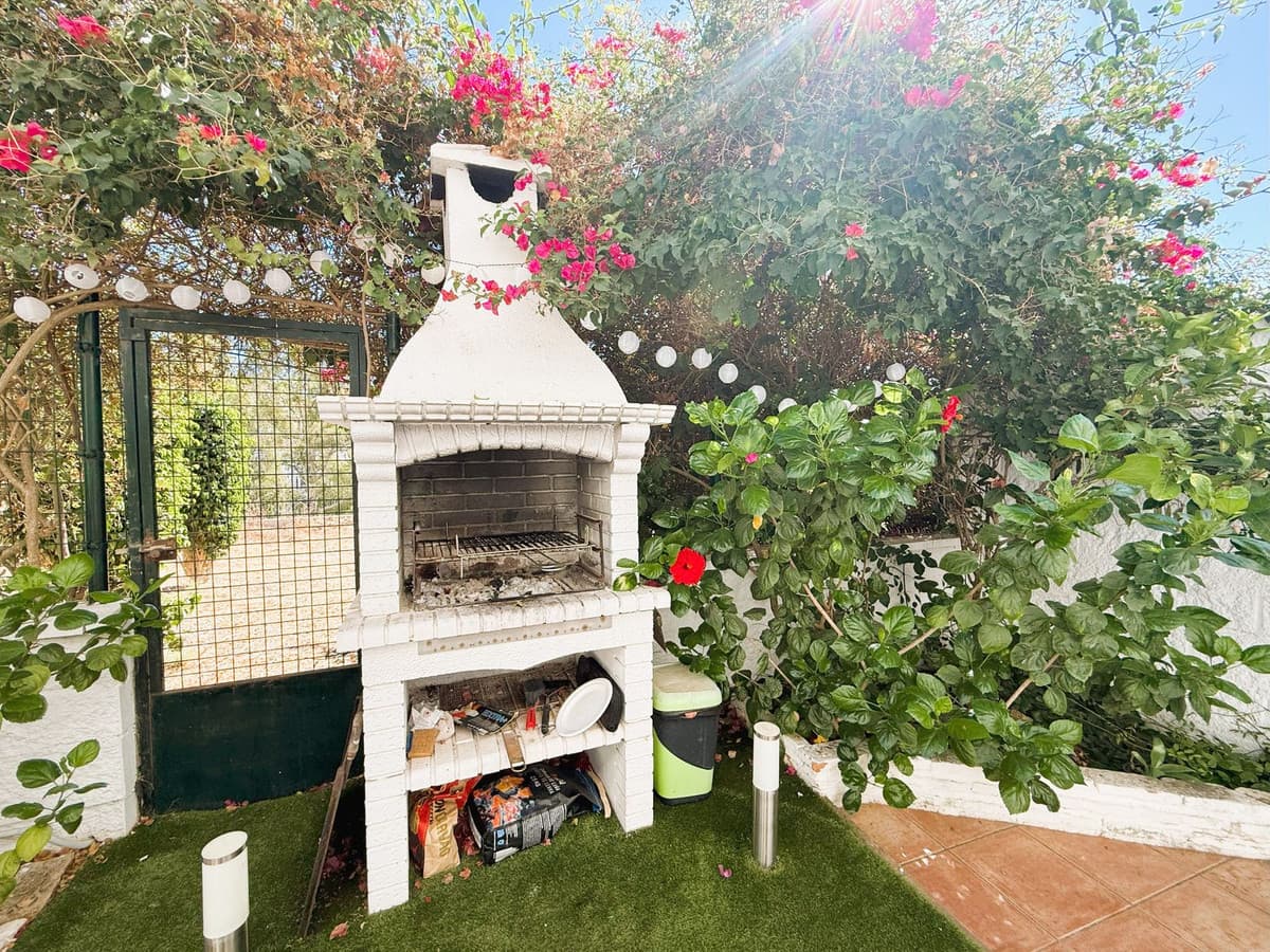 Ground Floor Apartment in Miraflores — photo 4 of 10