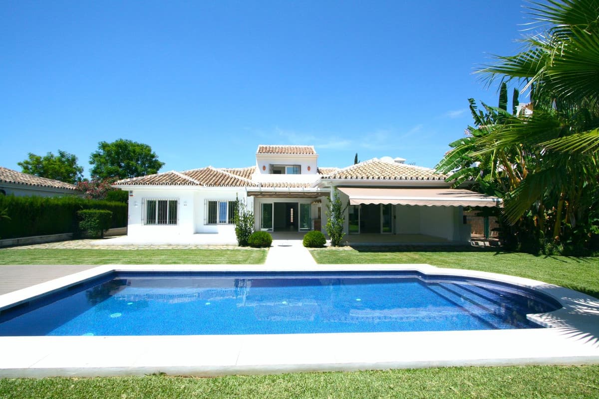 Detached Villa in Mijas Golf — photo 1 of 10