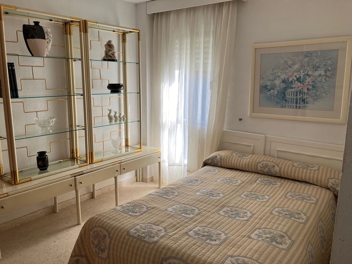 Penthouse Duplex in Elviria — photo 7 of 10