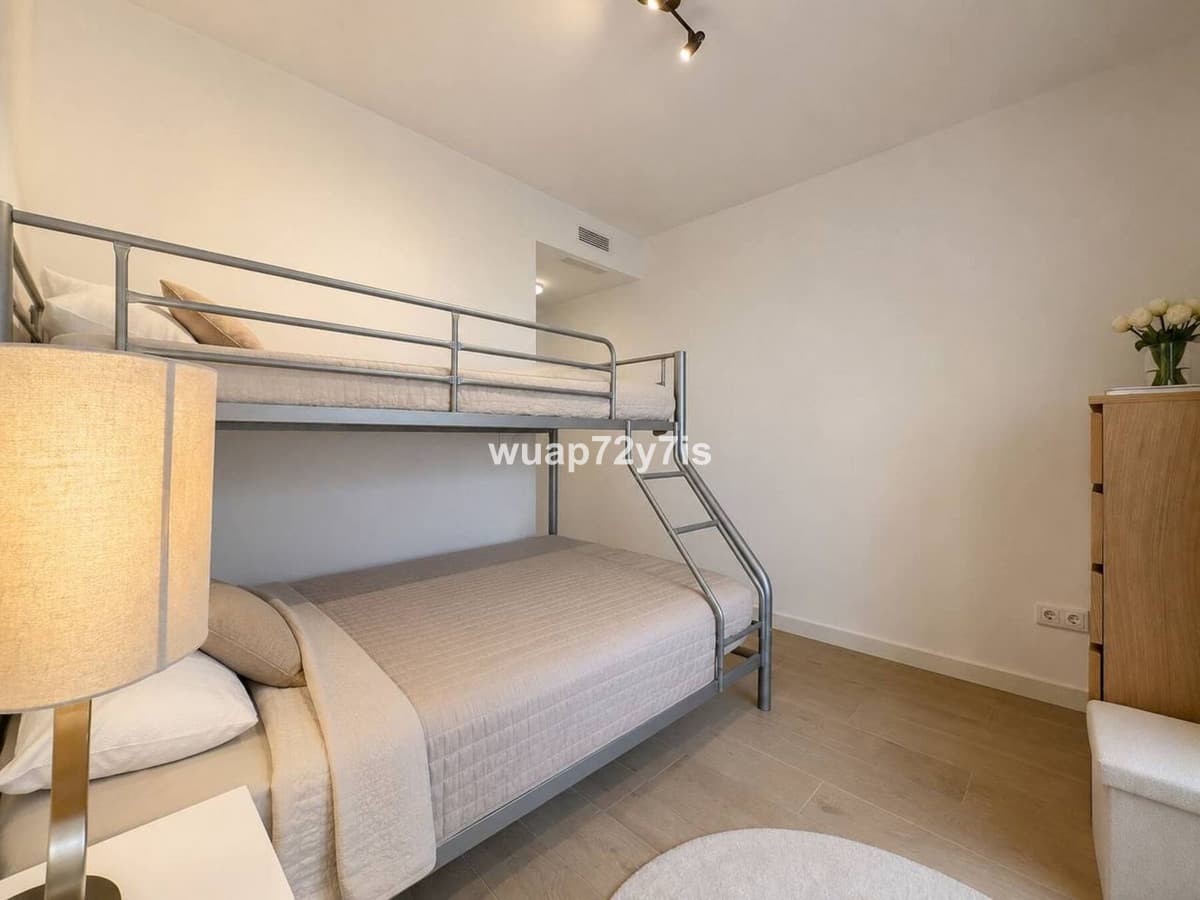 Ground Floor Apartment in Estepona — photo 9 of 10
