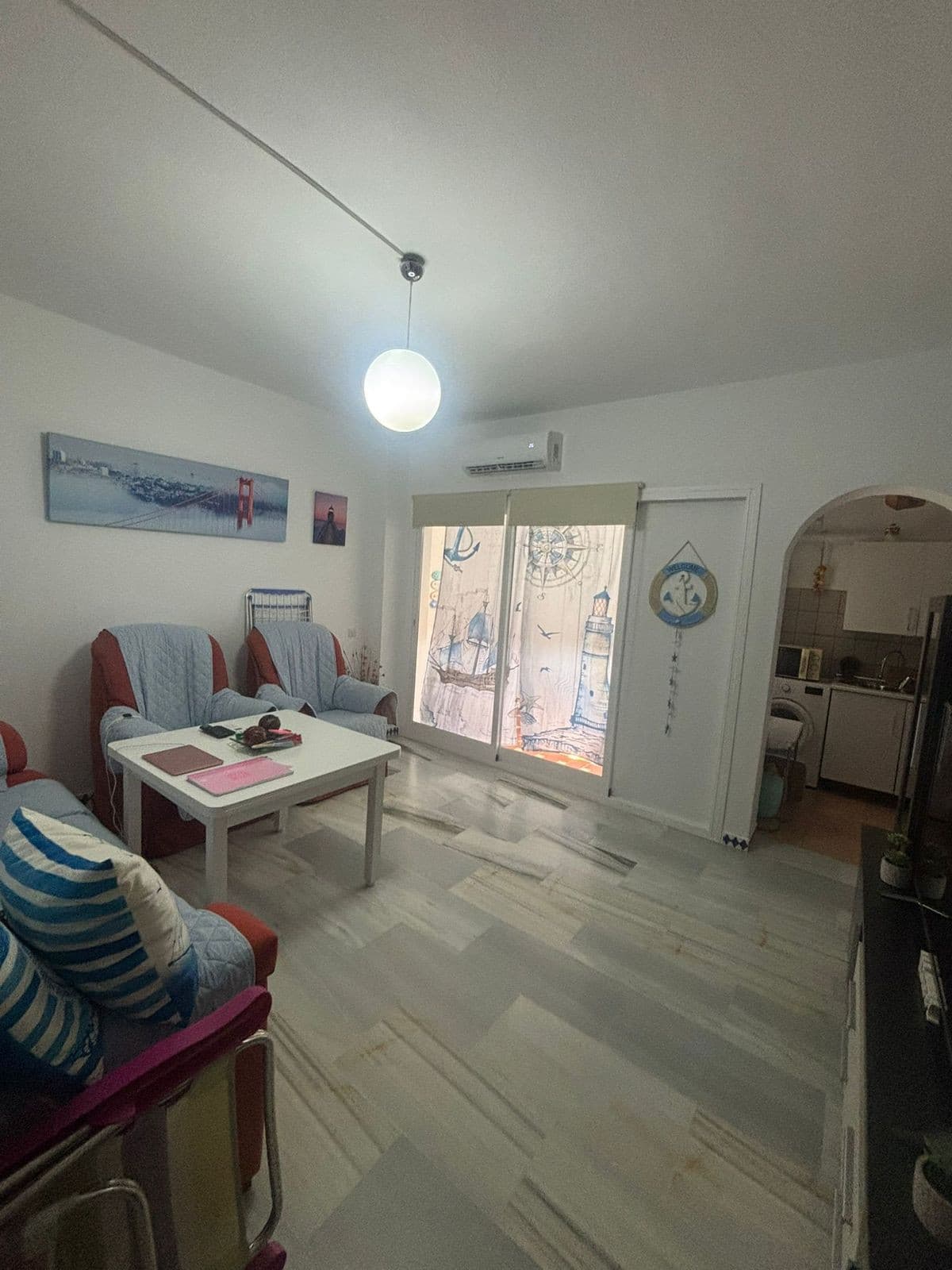 Middle Floor Apartment in Estepona — photo 4 of 10