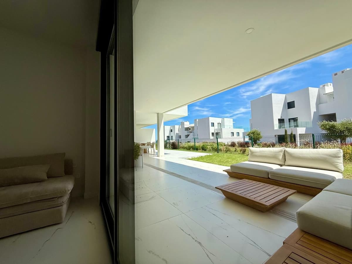 Ground Floor Apartment in Casares Playa — photo 7 of 10