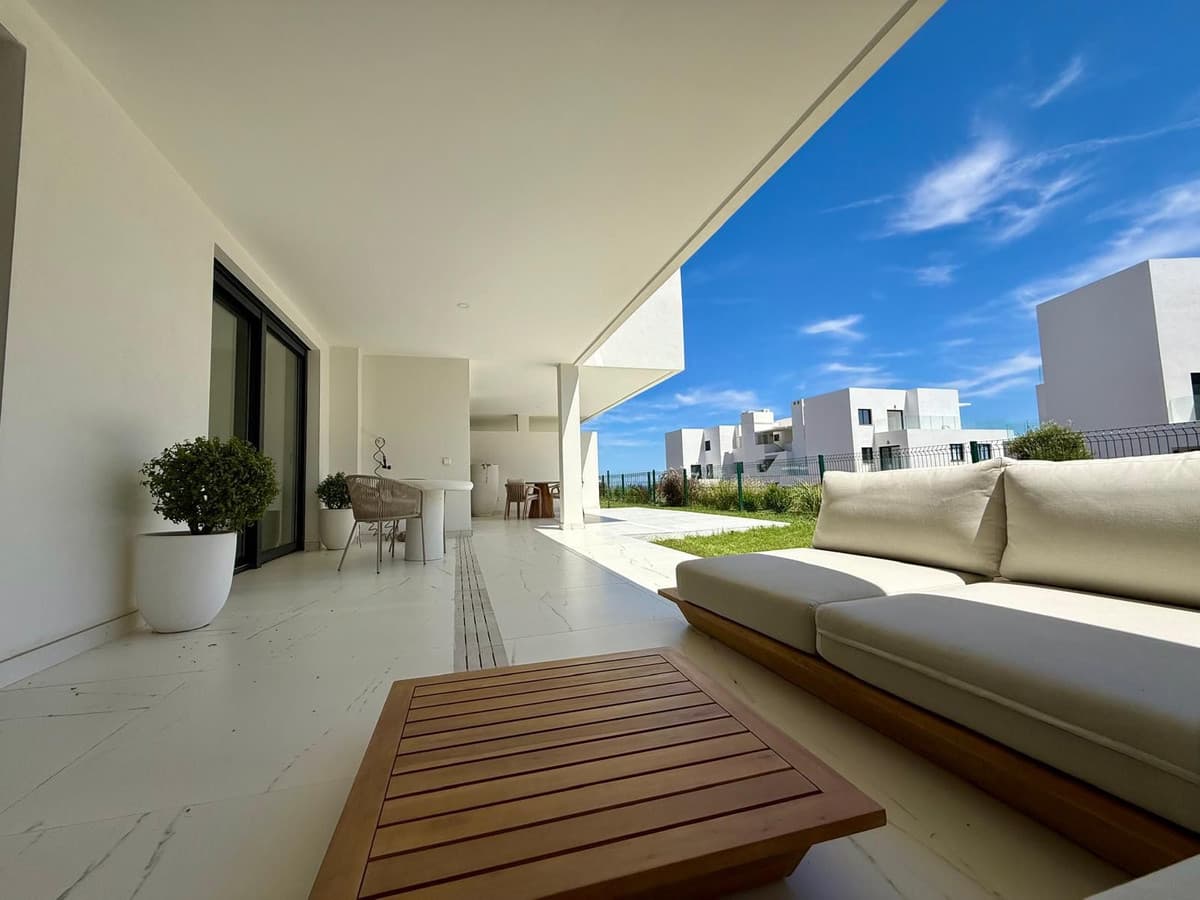 Ground Floor Apartment in Casares Playa — photo 8 of 10