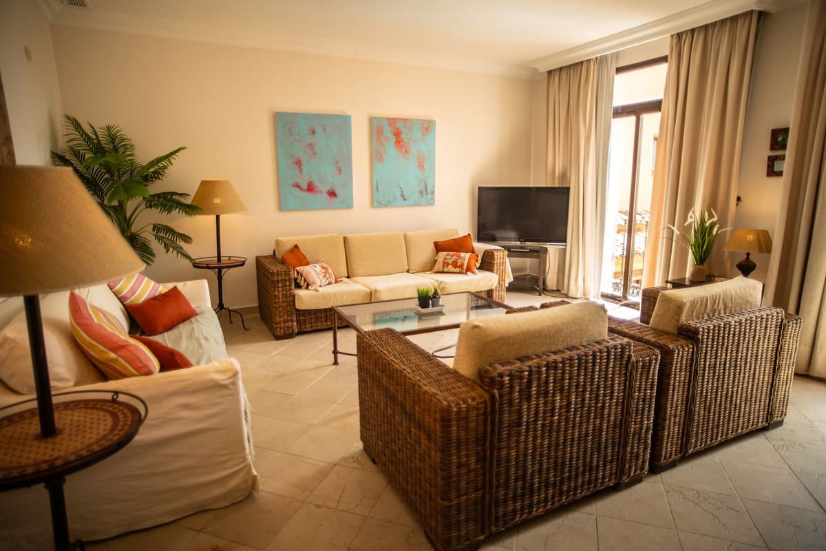 Middle Floor Apartment in Cancelada — photo 4 of 10